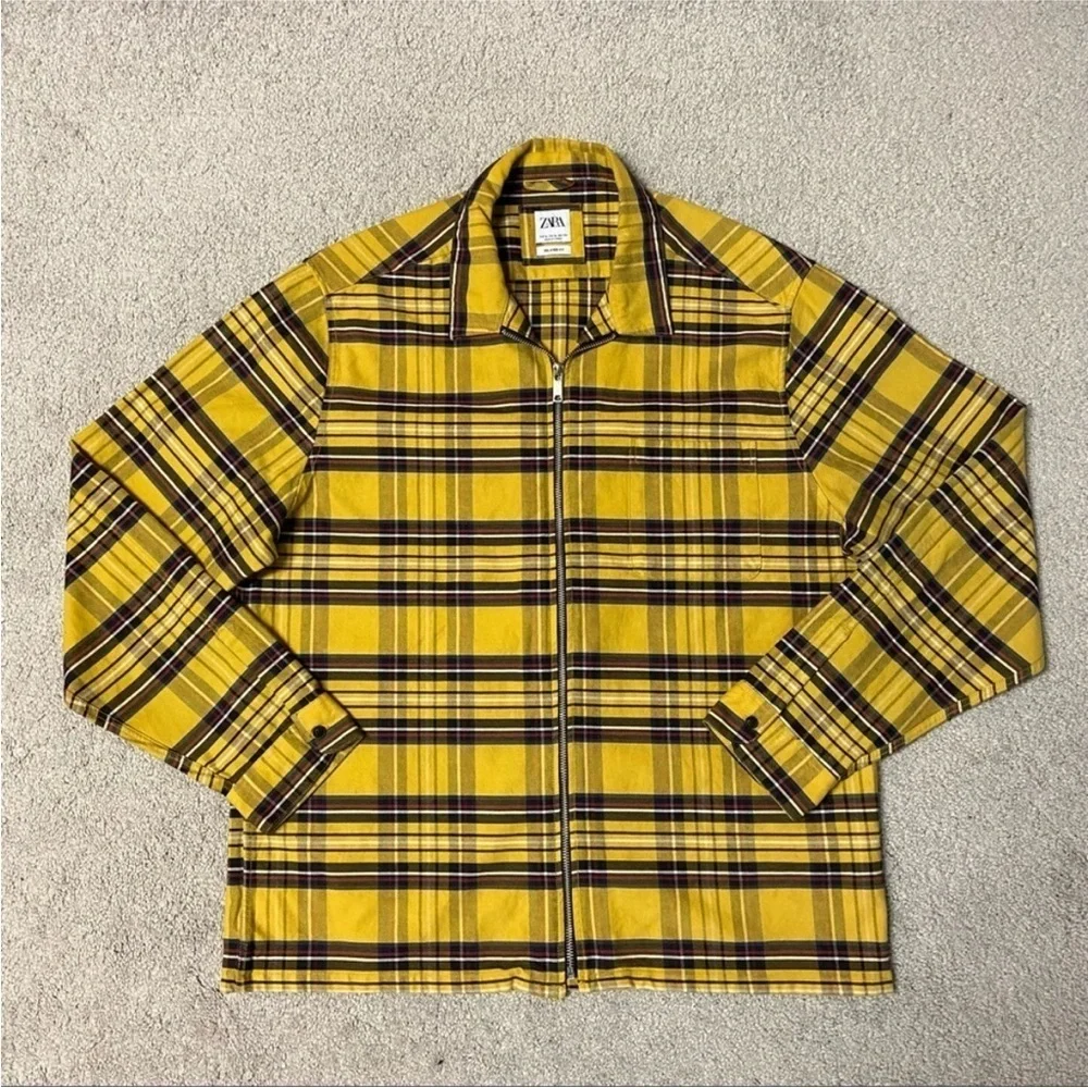 ZARA Men’s Plaid Zip Front Relaxed Fit Barn Jacket